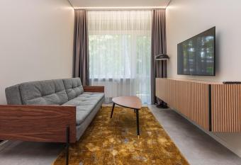 Egl  s apartamentai allows 18 year olds to book a room