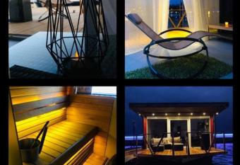 Cozy Floating house with sauna has Balcony rooms