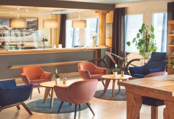 Tailormade Hotel STANS S  D allows 18 year olds to book a room