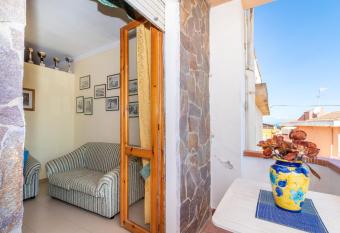 Casa Rita has Balcony rooms