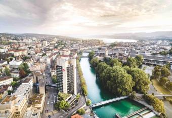 Zurich Marriott Hotel allows 18 year olds to book a room