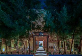 Solunar Maldives has Balcony rooms