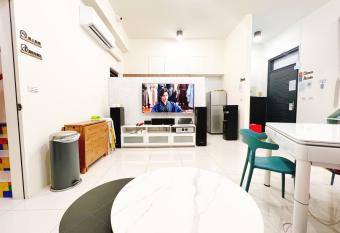             Google                   4-16    has Balcony rooms