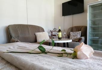 Apartman Sun has Balcony rooms