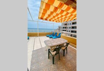 Excepcional apartamento Frontal, 1a l  nea de playa, MarinaDor has Balcony rooms