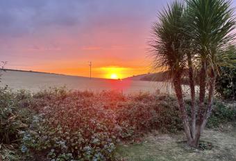 Westerley Country B & B with exclusive Guest lounge allows 18 year olds to book a room