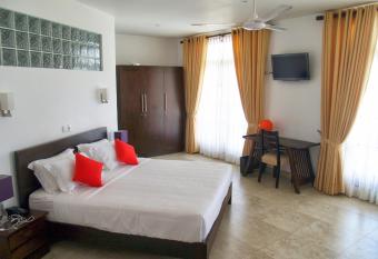 IMAGINE Villa Hotel allows 18 year olds to book a room