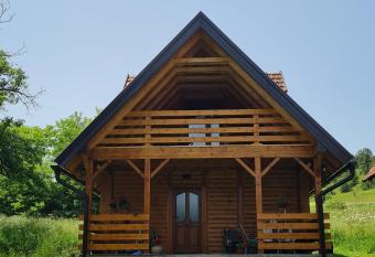 Livaditsa Kremna has Balcony rooms