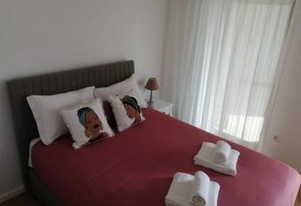 CAIS DE APRESENTA    O NO CORA    O DE AVEIRO allows 18 year olds to book a room