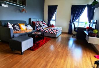 MLH Premier Suites @ Saville Cheras has Balcony rooms