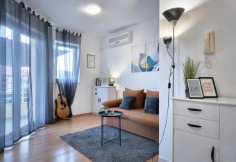 Del Mar Rabac has Balcony rooms