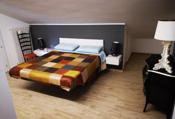 A casa da Tiffany has Balcony rooms