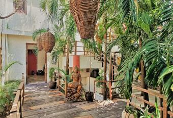 Rustik-inn Rooms has Balcony rooms