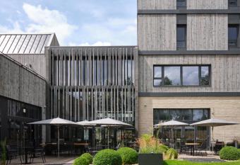 BERCAIL has Balcony rooms