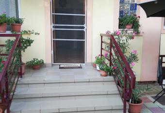 CASA SENIA has Balcony rooms