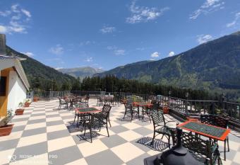 Abhilashi Residency & Spa - Centrally Heated & Air Cooled has Smoking/Balcony rooms