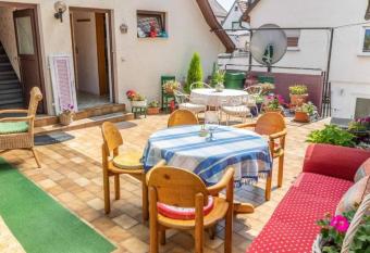 Apartmenthaus Ferienwohnungen Sila has Balcony rooms