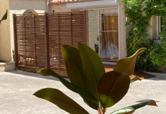 le Garden Cocoon allows 18 year olds to book a room