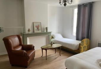 G  tes des ch  teaux : g  te C has Balcony rooms