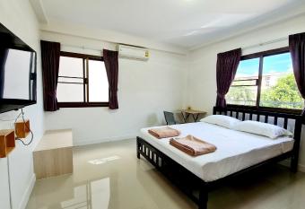 TP House@Naka has Balcony rooms