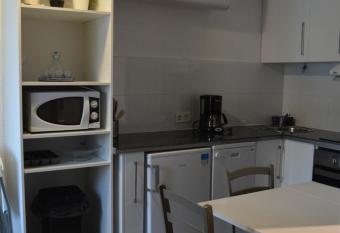 Studio MARMOTTE FONT-ROMEU 4 personnes avec balcon R  sidence VAL SOLEIL enti  rement r  nov   en juin 2021 place de PARKING & WIFI gratuite has Balcony rooms