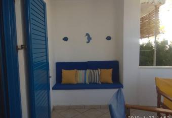 Blue Velvet apartment has Balcony rooms