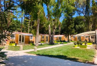 Baia Dei Micenei has Balcony rooms