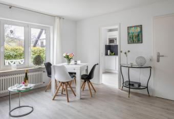 Ferienwohnung Holly has Balcony rooms