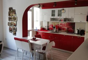 Apartment Ani has Balcony rooms