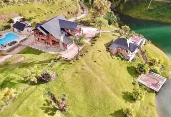 Finca la Corteza, Escapate a descansar en Guatape has Balcony rooms