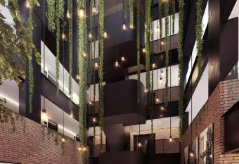 FULTON Business Luxury HOTEL allows 18 year olds to book a room