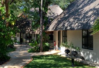 Pamarah Lodge has Balcony rooms