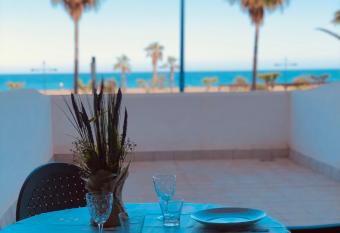 PE  ISMAR74 allows 18 year olds to book a room