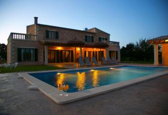 Finca Lida has Balcony rooms