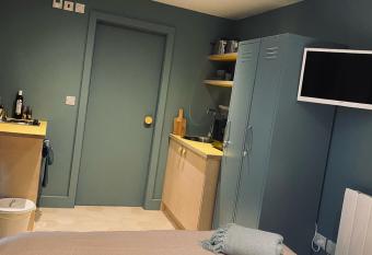 Studio 22 has Balcony rooms