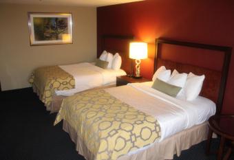 Apm Inn & Suites allows 18 year olds to book a room