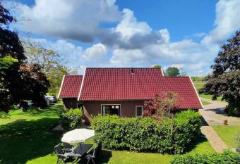 Vakantiewoning de Kei. Modern Achterhoeks genot has Balcony rooms