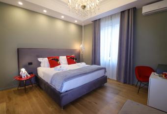 Aron Only Suites Bed and Breakfast allows 18 year olds to book a room