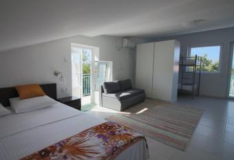 APARTMENT- Family Studio has Balcony rooms