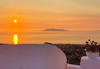 Kastelli88 has Balcony rooms