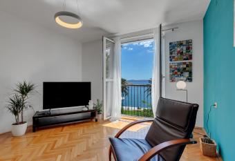 Apartment Anika has Balcony rooms