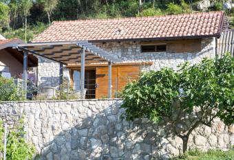 Kamena Ku  a Hutovo Blato has Balcony rooms