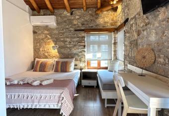 Casa La Bohema has Balcony rooms