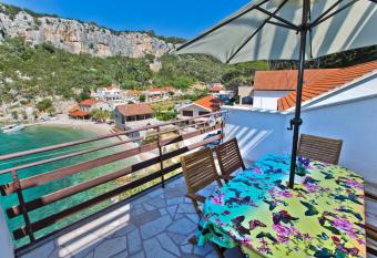 Villa Mateljan has Balcony rooms