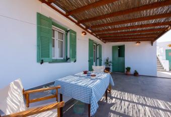   MARMARA   house has Balcony rooms