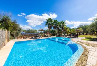 Isla Tortuga has Balcony rooms
