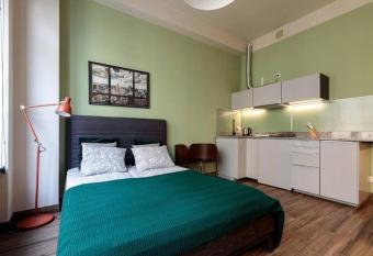 Golden Apartments Wroclaw&K27 allows 18 year olds to book a room