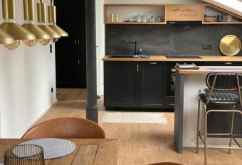 Am Lenzensberg 667 - Neu mit E-Ladestation allows 18 year olds to book a room