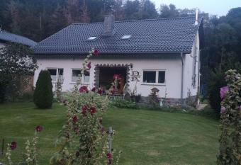 Ruridylle 2 has Balcony rooms