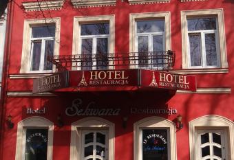 Hotel Sekwana has Balcony rooms